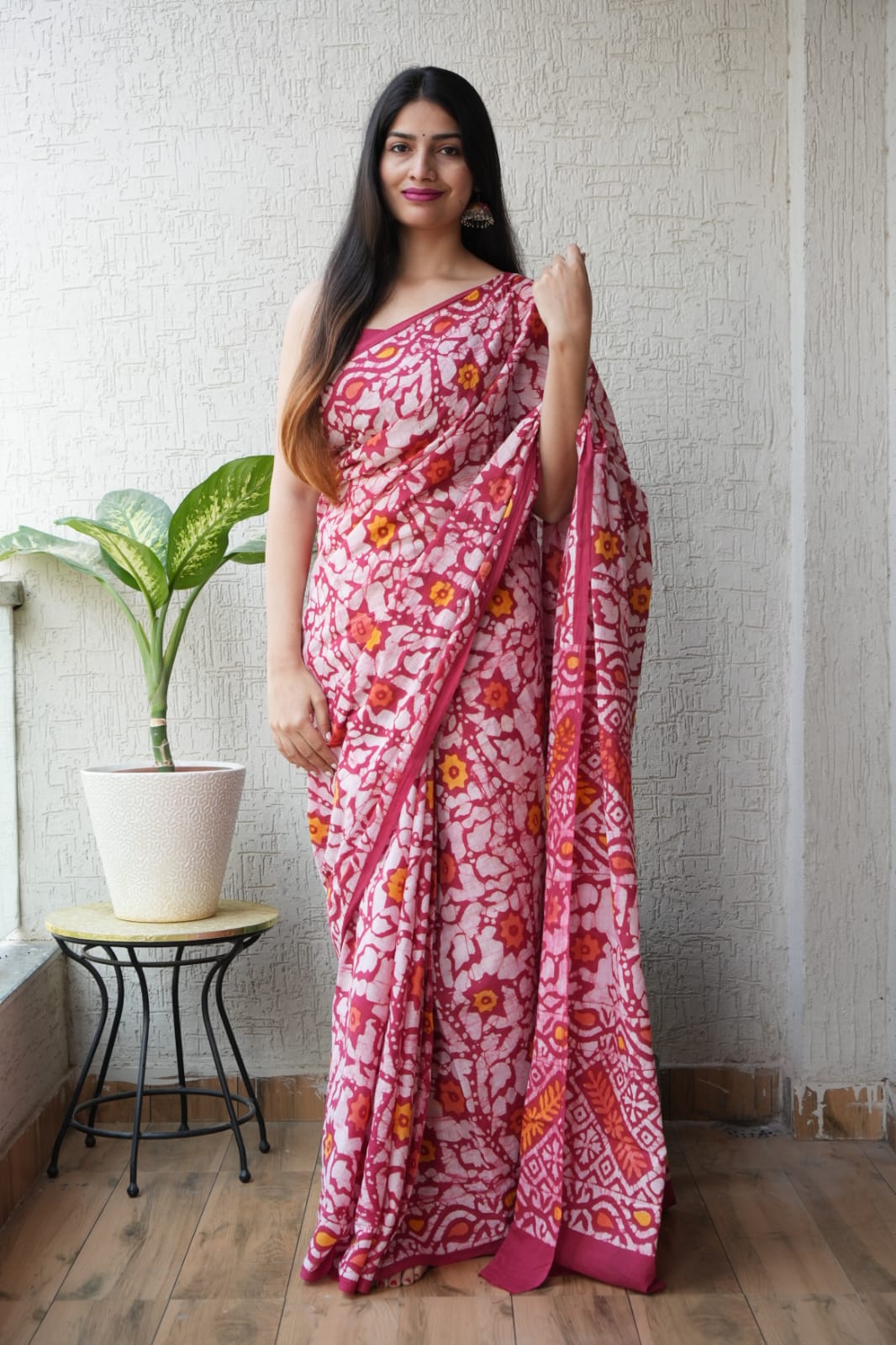 Red Floral Printed Cotton Saree – Soft Cotton Saree for Women (MVCS33)