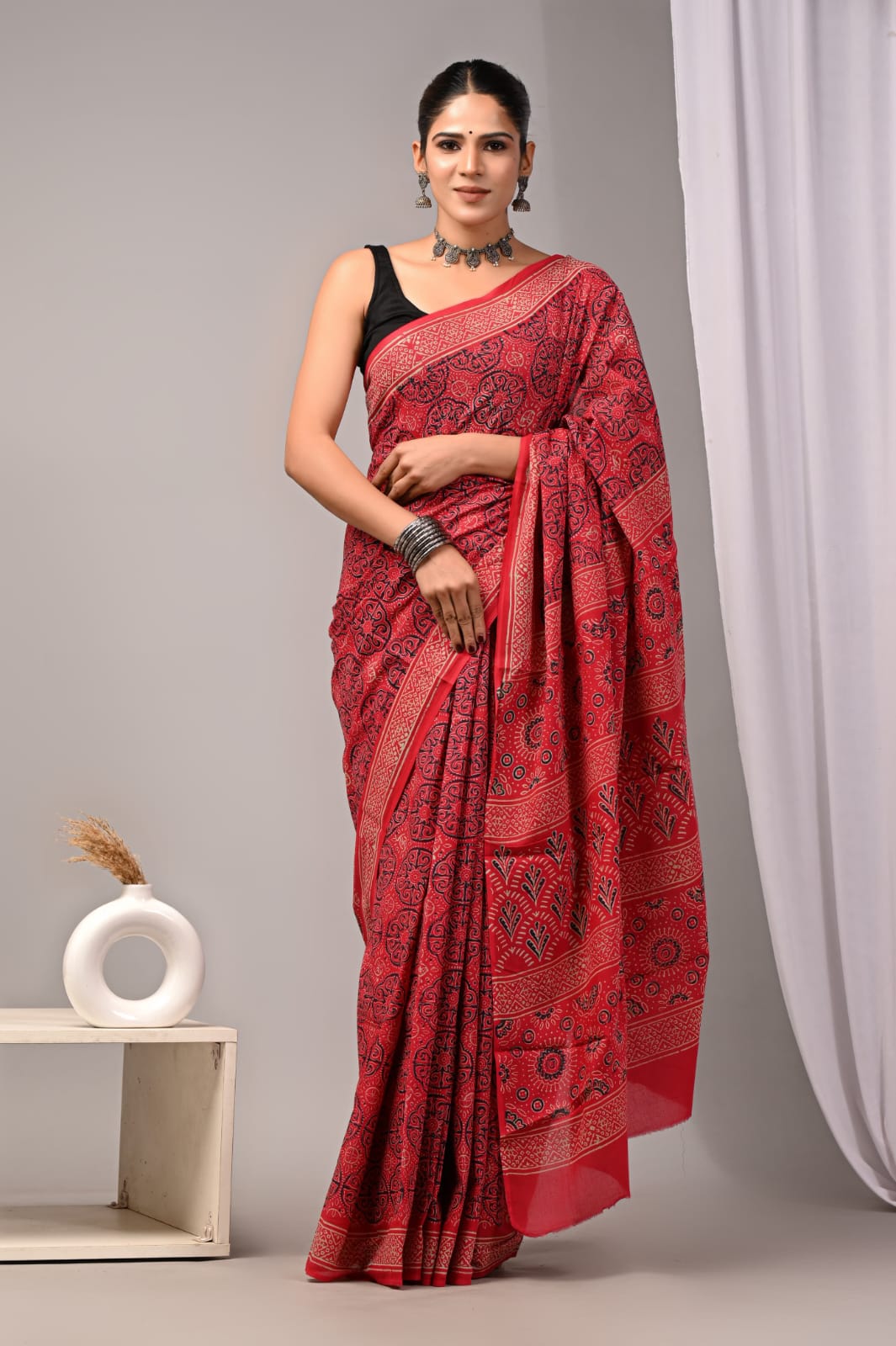Red Black Printed Cotton Saree – Soft Cotton Saree for Women | Maharani Vastra