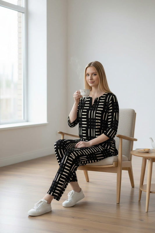 Black Abstract Cotton Night Suit for Women | Stylish Nightwear Set (MVNS50)