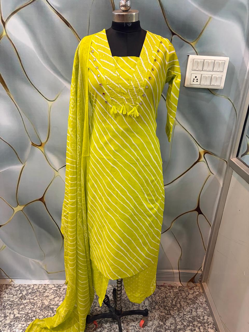 Mehendi Green Lehariya Print Pure Cotton Suit Set | Kurti