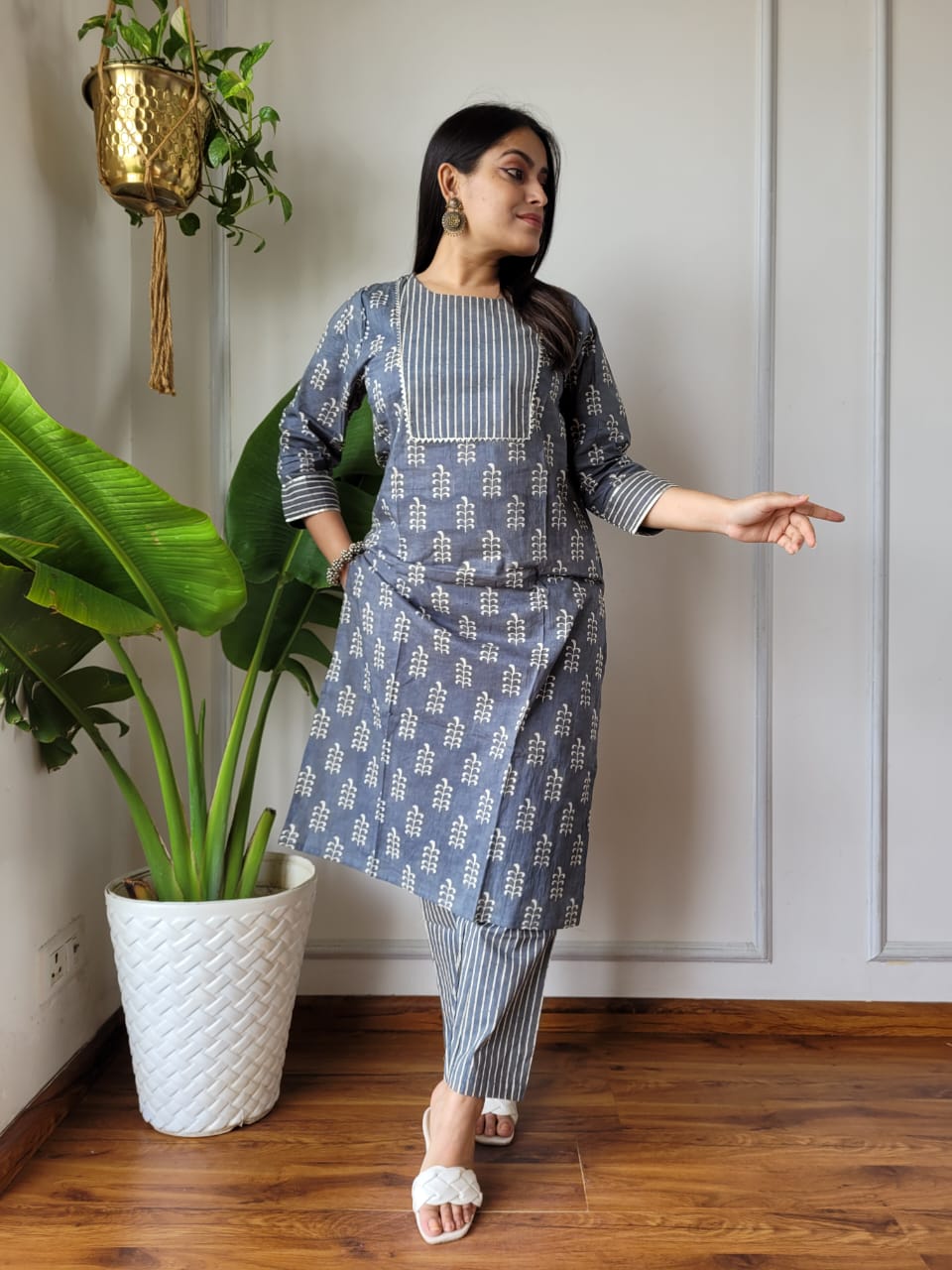 Grey Printed Cotton Kurti Pant Set for Women
