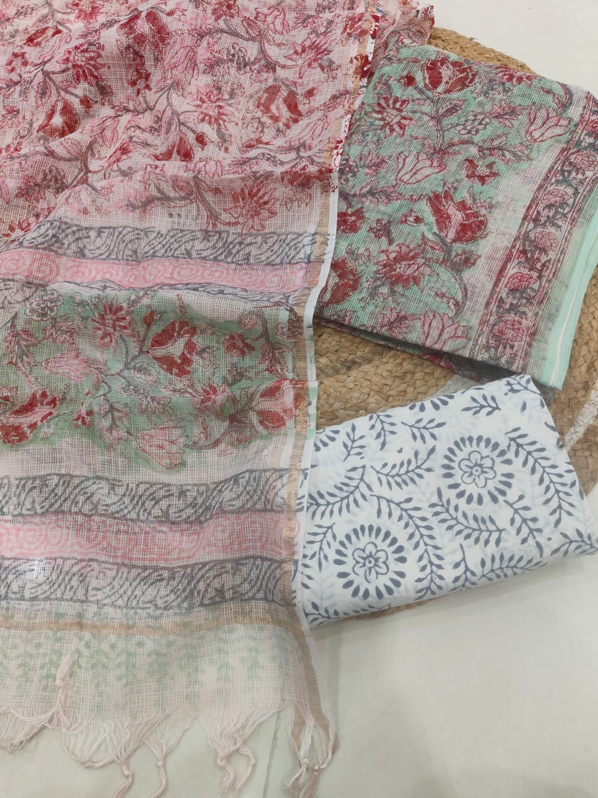 Pastel Red Floral Printed kota doriya Suit Set (MVFKO35)
