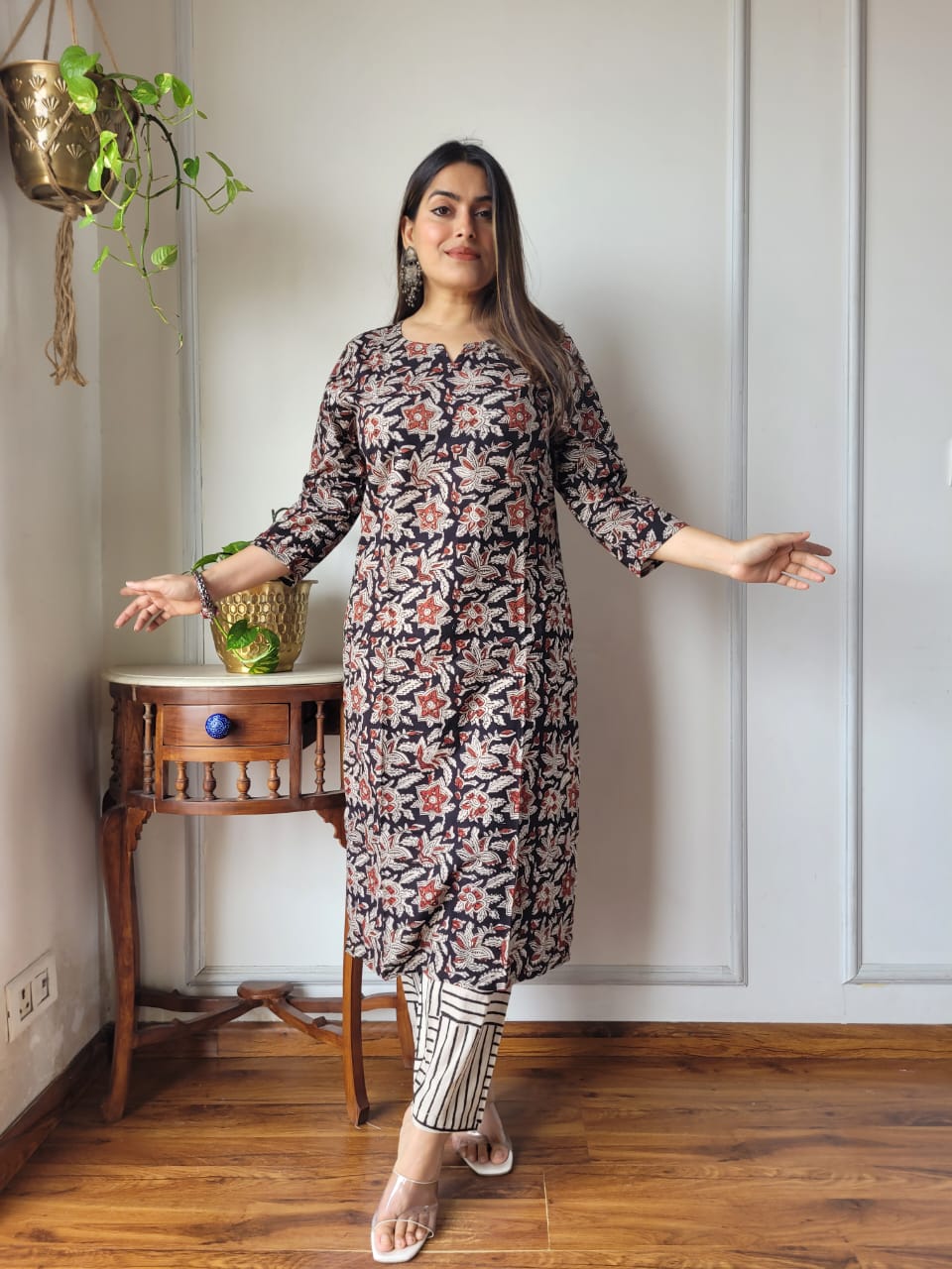 Black Floral Cotton Kurti Pant Set for Women | Maharani Vastra