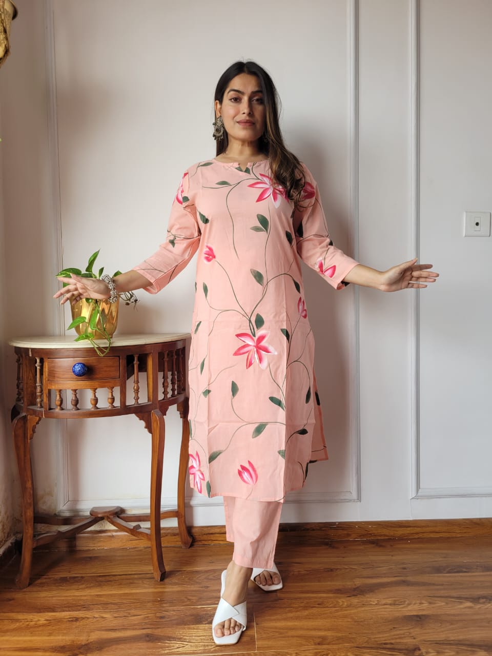 Peach Floral Cotton Kurta Pant Set for Women | Elegant Daily Wear Kurta