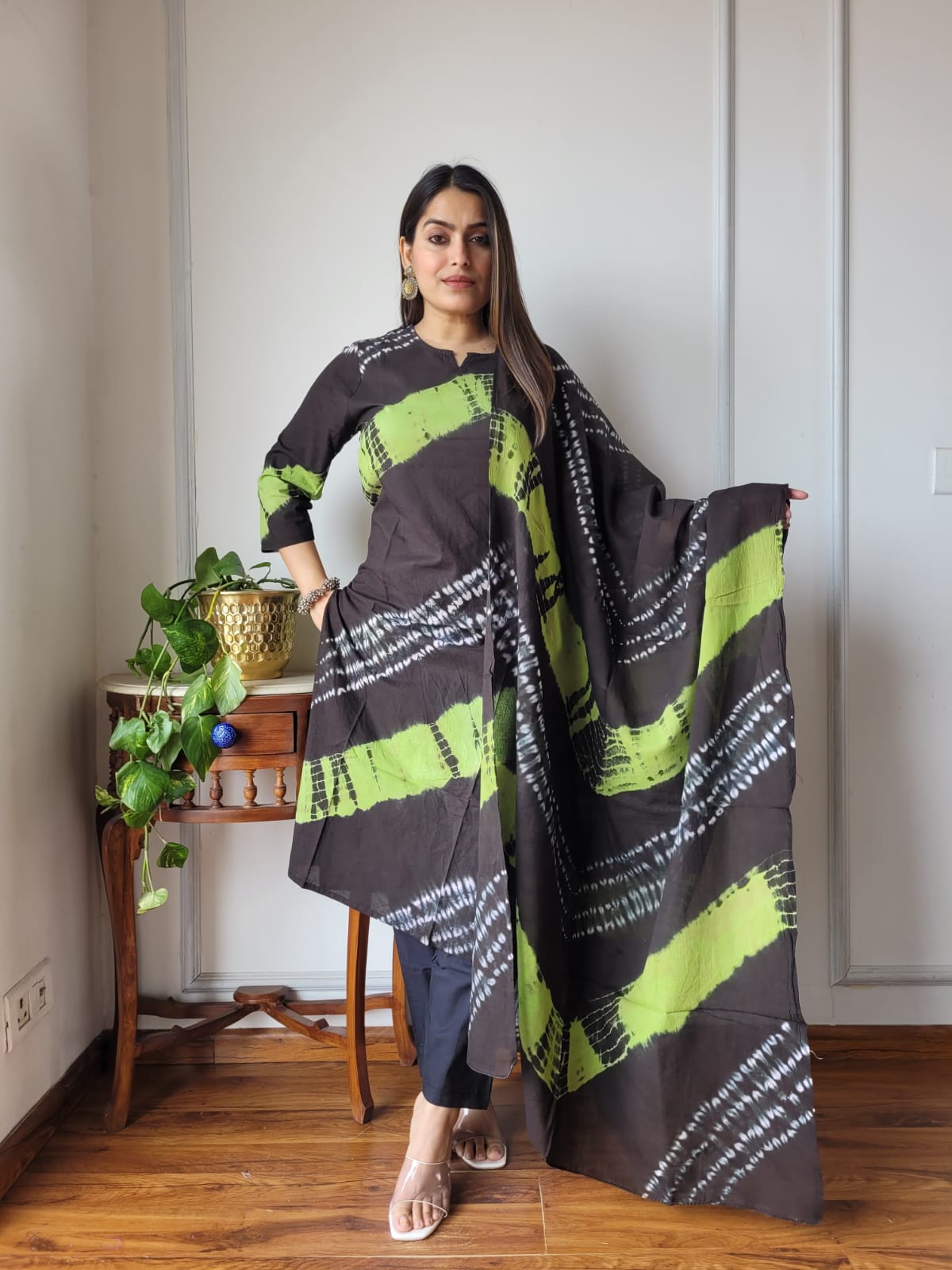 Black Green Tie Dye Cotton Suit Set with Dupatta