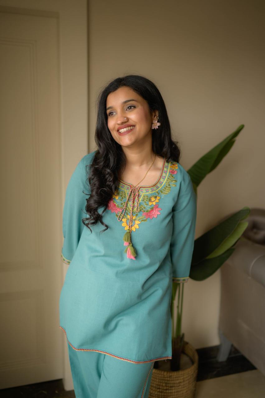 Teal Blue Embroidered Kurta Pant Set for Women – Elegant Traditional Outfit
