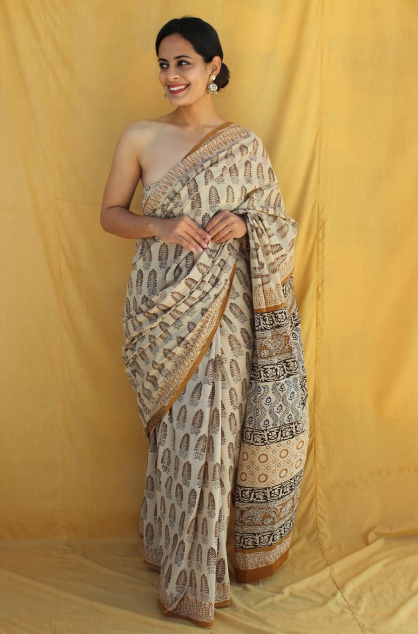 Cream Printed Cotton Saree – Soft Cotton Saree for Women (MVCS20)