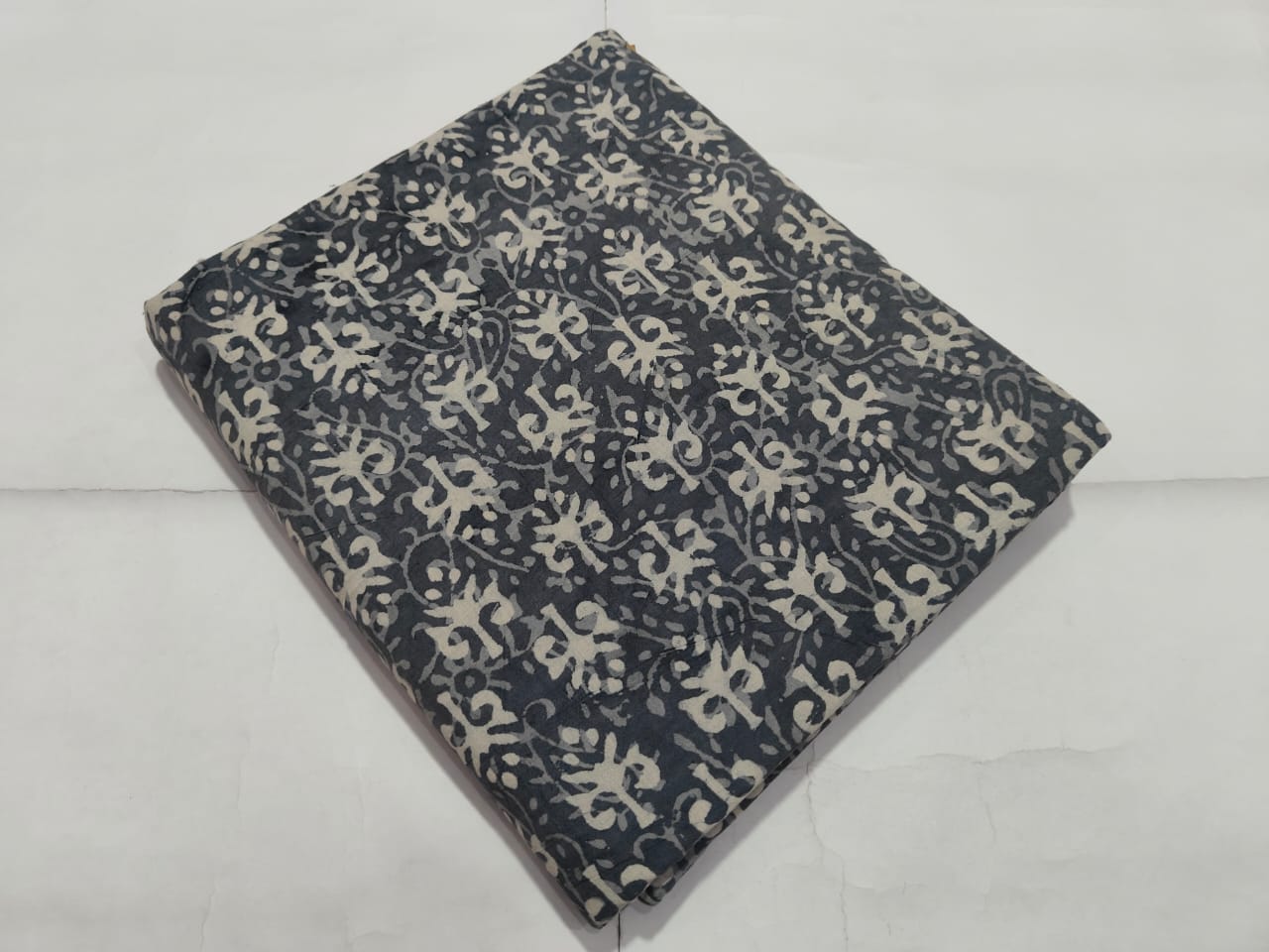 Grey Floral Abstract Printed Cotton Fabric | Maharani Vastra