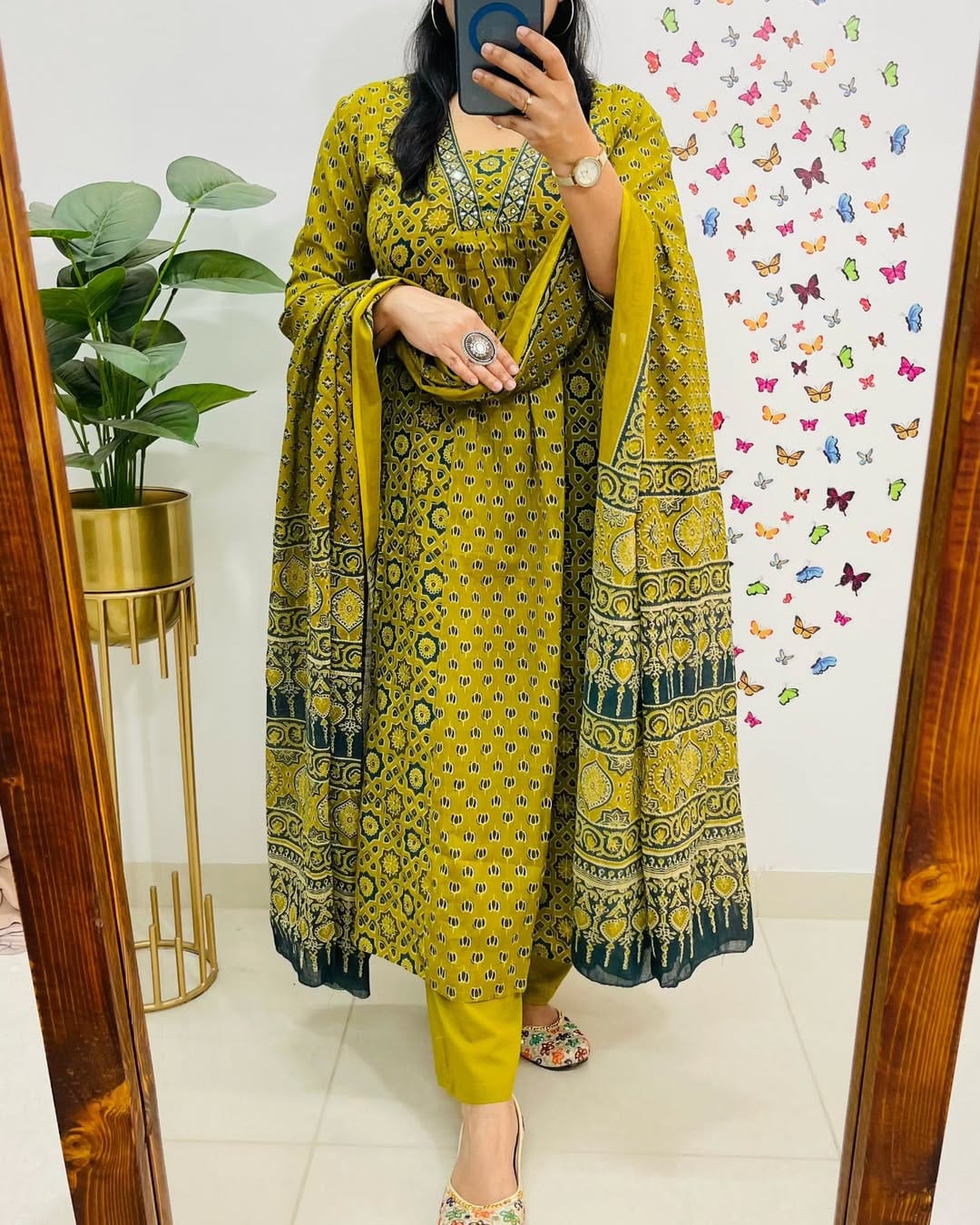 Olive Green Cotton Kurti Pant Dupatta Set