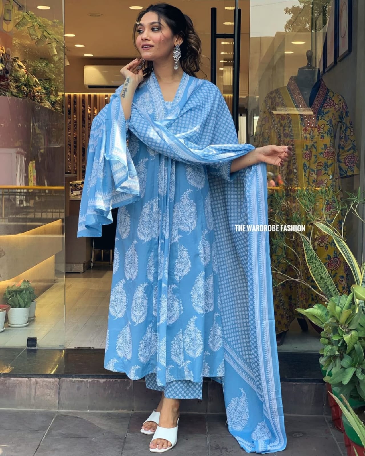 Blue Cotton Printed Kurti Palazzo Set with Malmal Dupatta for Women